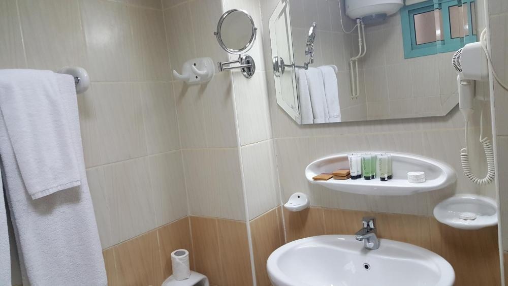 Al Muntazah Plaza Hotel